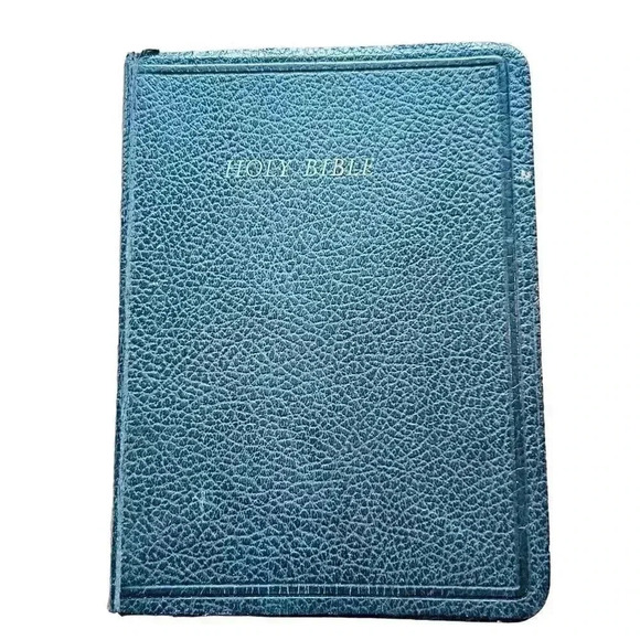 Vintage Holy Bible KJV Self-Pronouncing Edition Hardcover English Religion Book - Picture 1 of 8